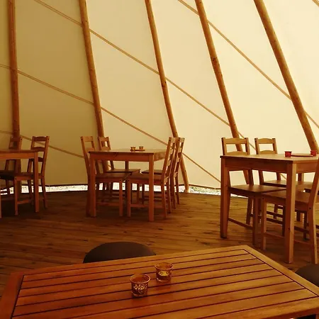 Nomad Planet Campingplatz