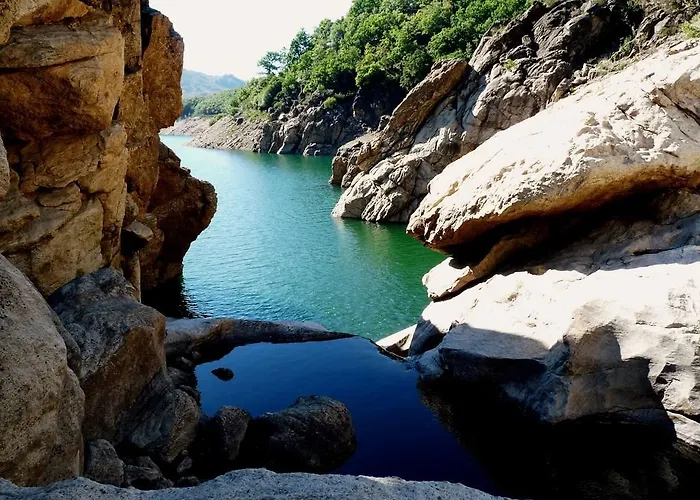 Parque de Campismo Nomad Planet *