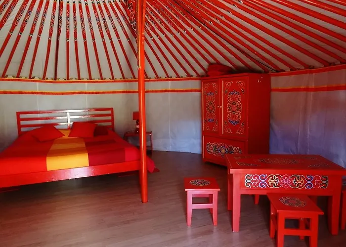 Parque de Campismo Nomad Planet *