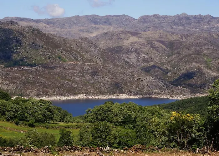 Nomad Planet 캠프장 Fiães do Rio